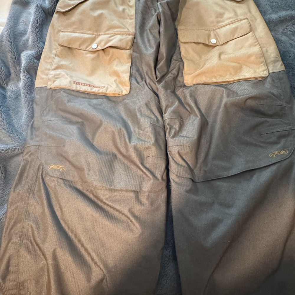 Burton Snowboard Pants Tan and Gray